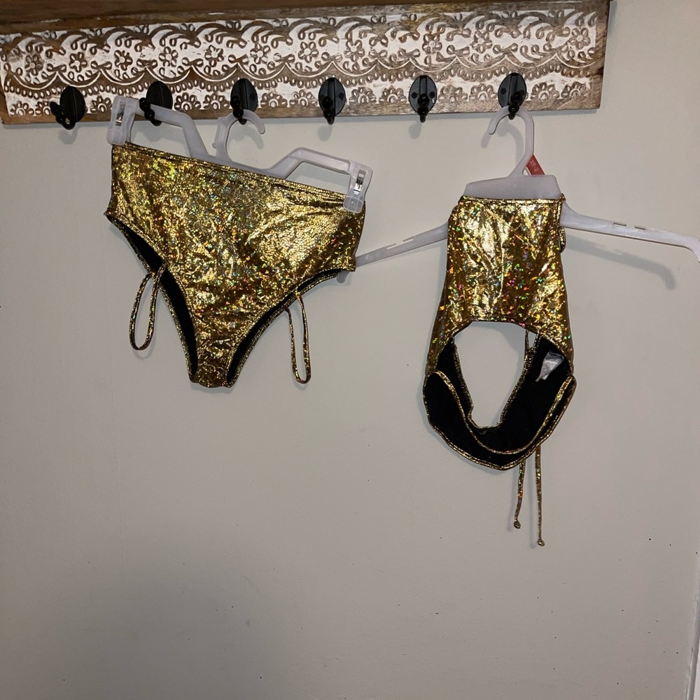 Shop 17, S/M, two piece. Top never used